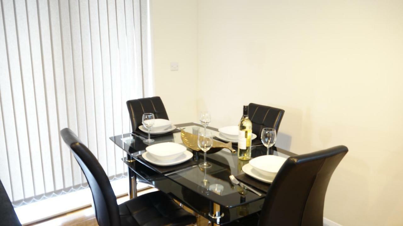 Apartament Luxury 2 Bed 2 Bath - Free Parking - 5Min To Airport - Sleeps 6 Ashford  Zewnętrze zdjęcie