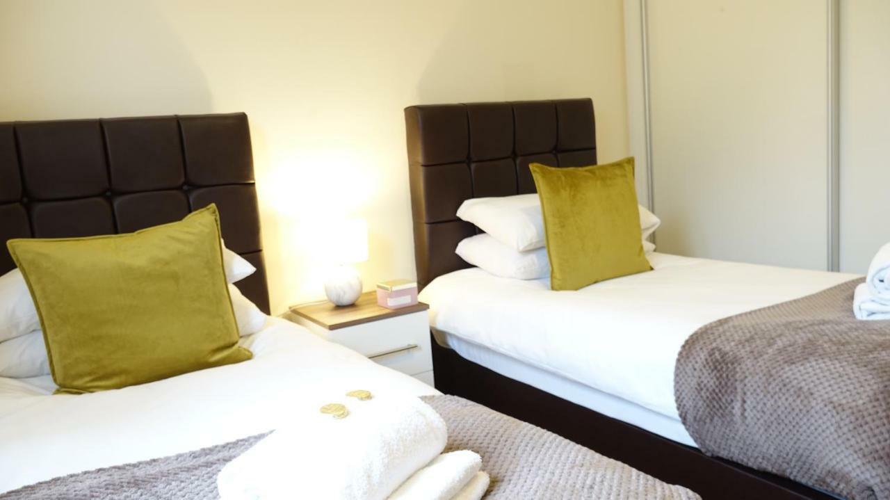 Apartament Luxury 2 Bed 2 Bath - Free Parking - 5Min To Airport - Sleeps 6 Ashford  Zewnętrze zdjęcie