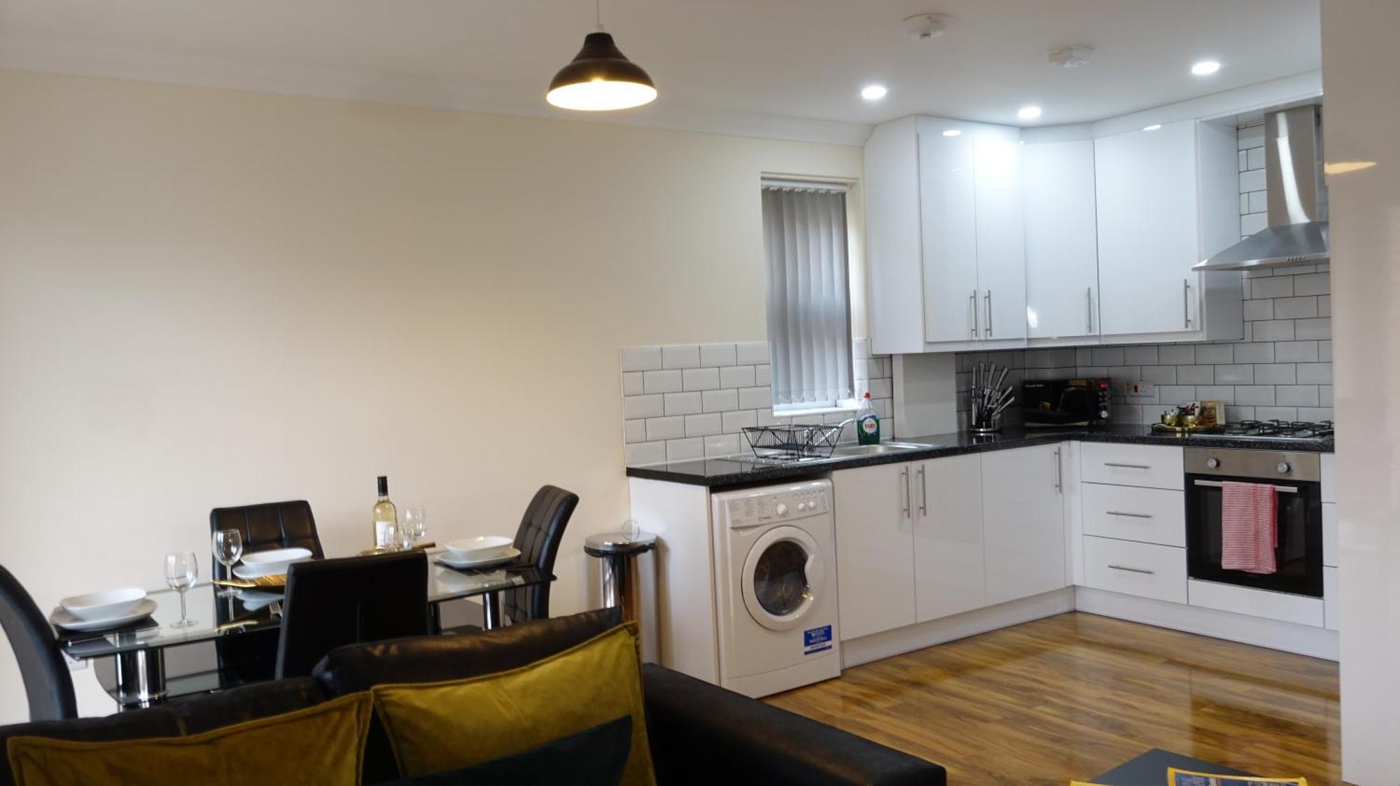 Apartament Luxury 2 Bed 2 Bath - Free Parking - 5Min To Airport - Sleeps 6 Ashford  Zewnętrze zdjęcie