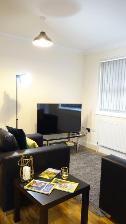 Apartament Luxury 2 Bed 2 Bath - Free Parking - 5Min To Airport - Sleeps 6 Ashford  Zewnętrze zdjęcie