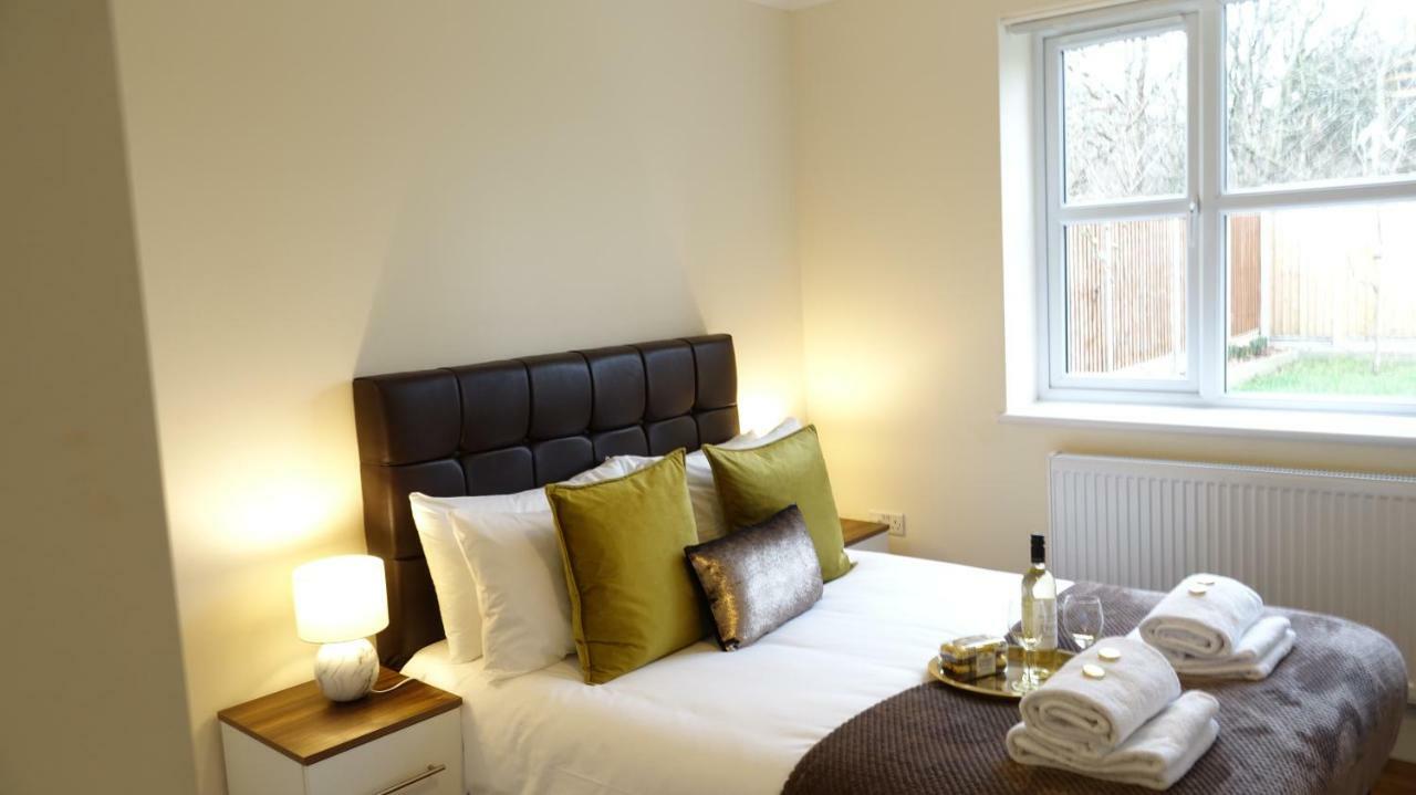 Apartament Luxury 2 Bed 2 Bath - Free Parking - 5Min To Airport - Sleeps 6 Ashford  Zewnętrze zdjęcie