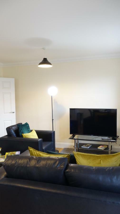 Apartament Luxury 2 Bed 2 Bath - Free Parking - 5Min To Airport - Sleeps 6 Ashford  Zewnętrze zdjęcie